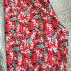 Lularoe ariel OS leggings